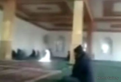 Ангел в мечети