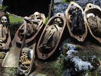 Знаменитые огненные мумии, Кабаяна