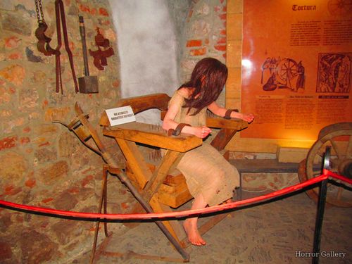 Средневековая пытка (13)
