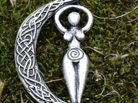 Богиня Wicca (подвеска)