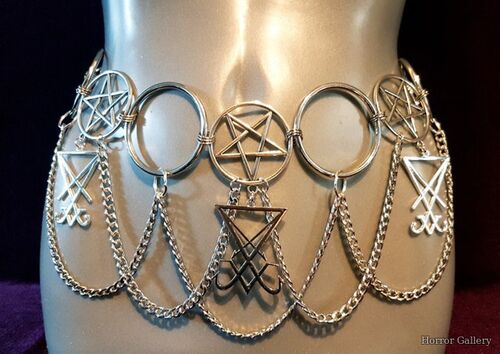 Оккультный женский пояс