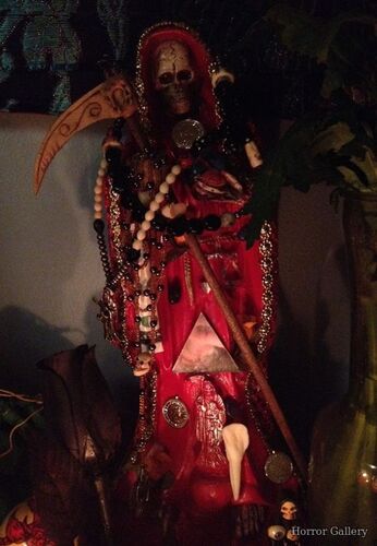 Богиня Санта Муэрте (статуэтка)